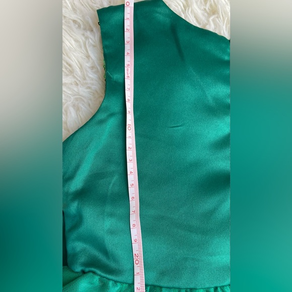 Dress for a 3-year-old, elegant and comfortable. Green color. - Picture 11 of 17